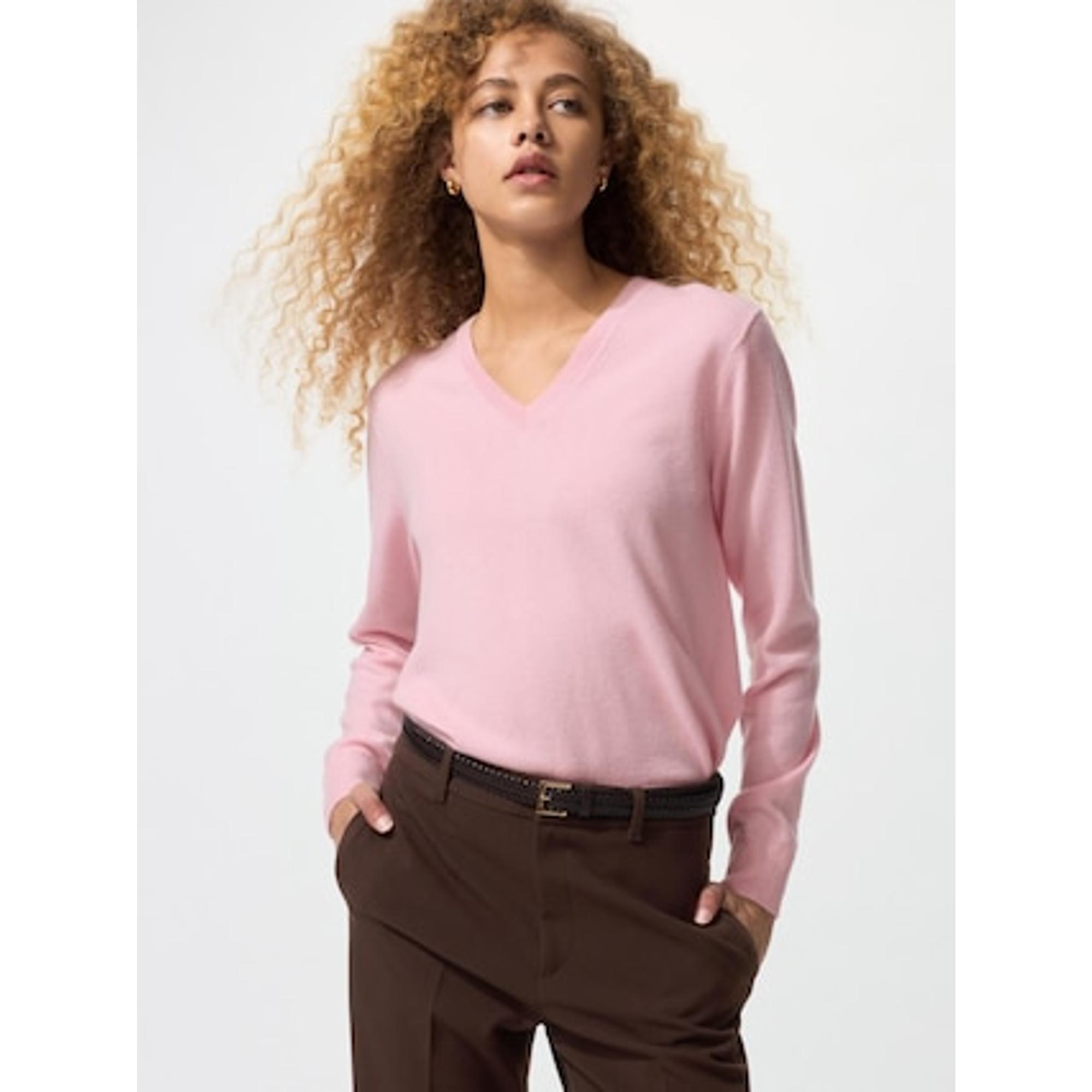 カシミヤVネックセーター