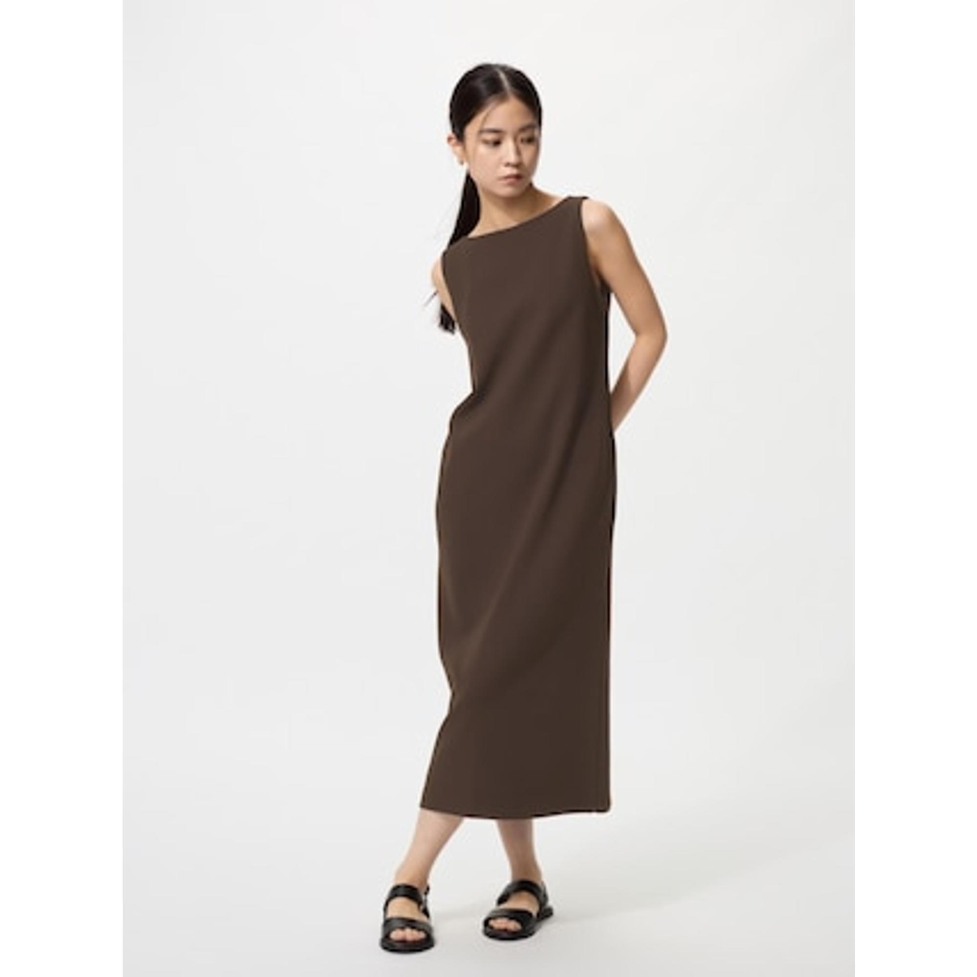 クレープジャージーワンピースノースリーブ/丈短め